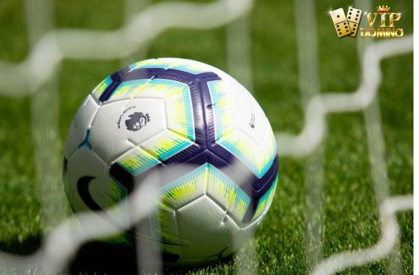 5 Bek Tengah Terakhir yang Menjadi Kapten Tim Juara Premier League