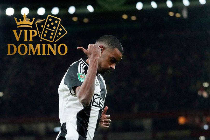 Nasib Alexander Isak di Newcastle: Latihan Sendiri, Foto Dicopot dari Toko Resmi
