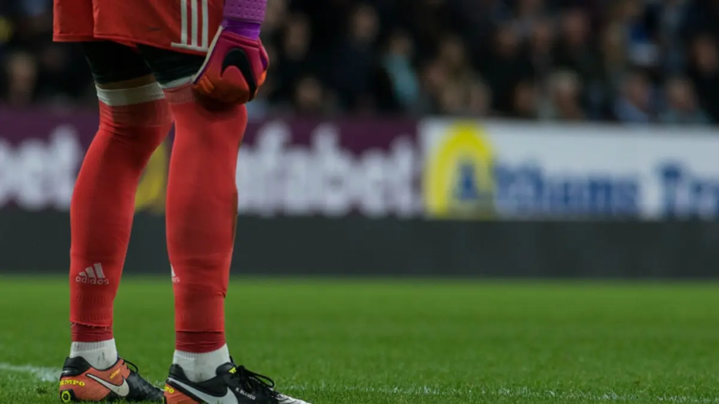 5 Kiper yang Paling Sering Antisipasi Penalti sejak 2018/2019