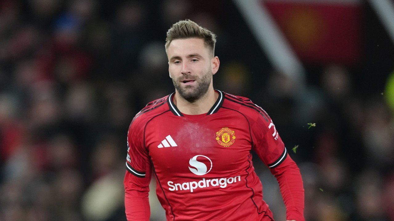 MU Ketiban Durian Runtuh Bernama Luke Shaw